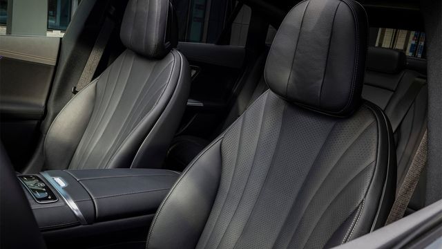 2023 M-Benz EQE 300  第3張相片