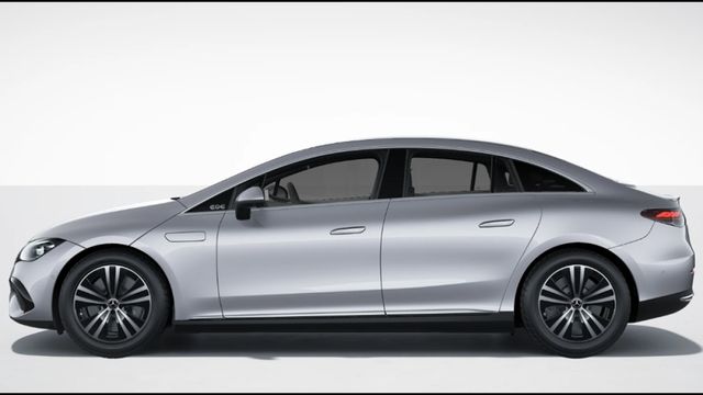 2023 M-Benz EQE 300  第8張相片