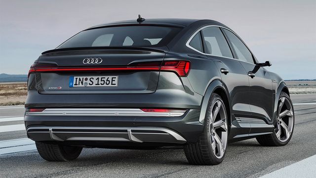 2023 Audi e-tron Sportback S  第2張相片