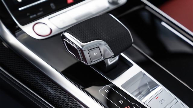 2023 Audi Q7 SQ7  第9張相片