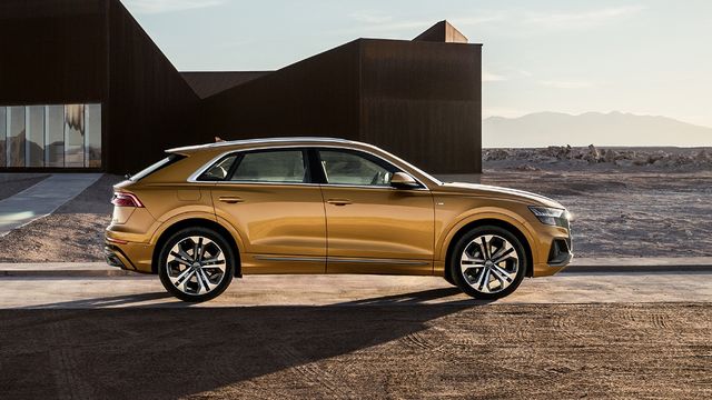 2023 Audi Q8 55 TFSI quattro S-Line運動版  第3張相片