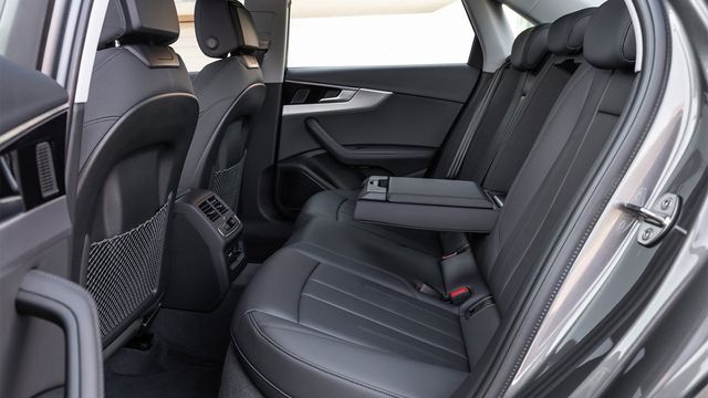 2023 Audi A4 Sedan 40 TFSI享馭版  第5張相片