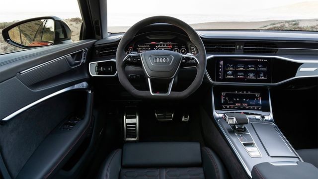 2023 Audi A6 Avant RS6  第6張相片