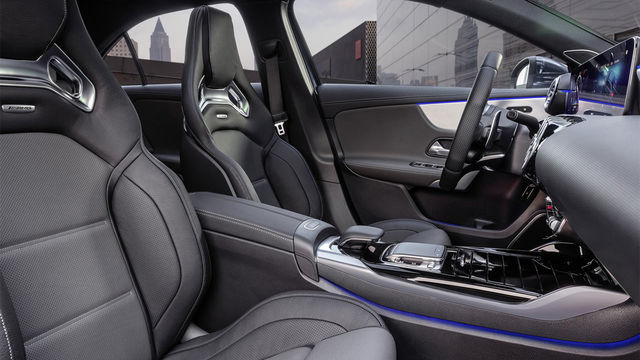 2023 M-Benz A-Class Sedan AMG A35 4MATIC  第8張相片
