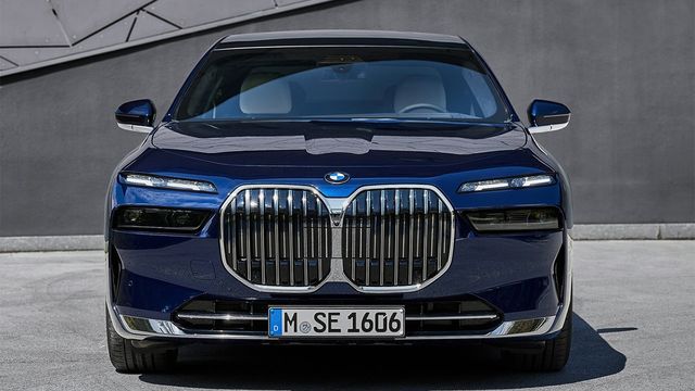 2023 BMW 7-Series 740i Luxury  第8張相片