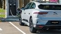 2023 Jaguar I-Pace EV400 S黑魂進階版  第4張縮圖