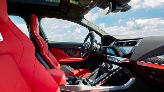 2023 Jaguar I-Pace EV400 S黑魂進階版  第8張相片
