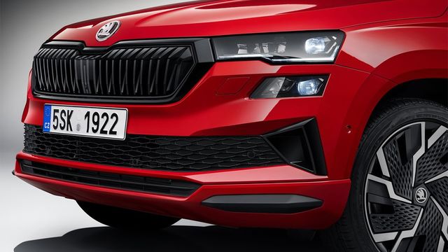 2023 Skoda Karoq 1.5 TSI新玉山版  第4張相片