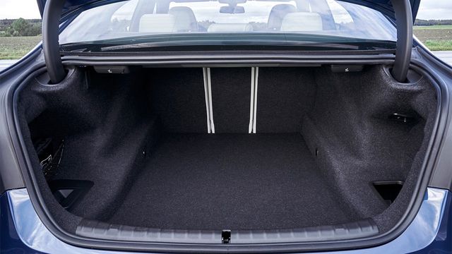 2023 BMW 5-Series Sedan 520i Sport  第6張相片