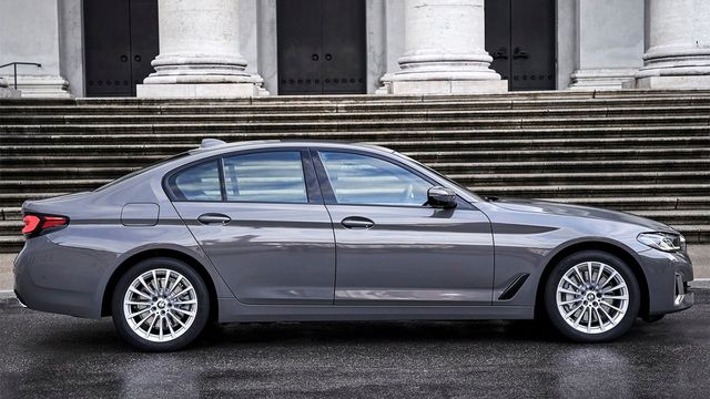 2023 BMW 5-Series Sedan 530i Luxury  第7張相片