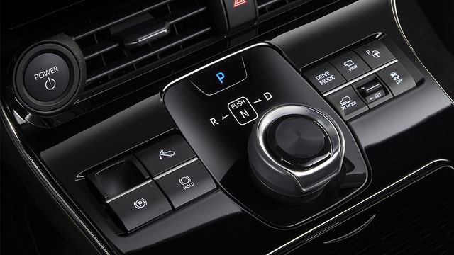 2023 Subaru Solterra AWD  第7張相片