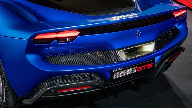 2023 Ferrari 296 GTS V6 Hybrid  第5張相片