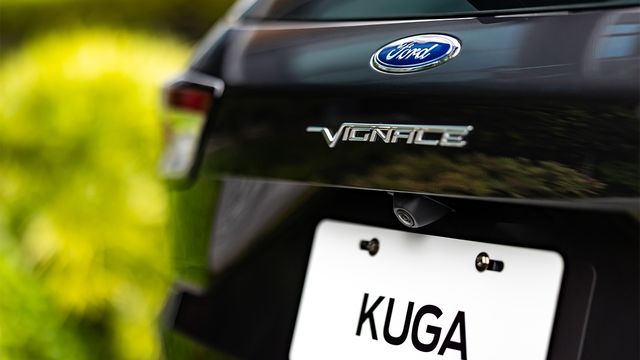 2023 Ford Kuga EcoBoost 250 AWD Vignale  第3張相片