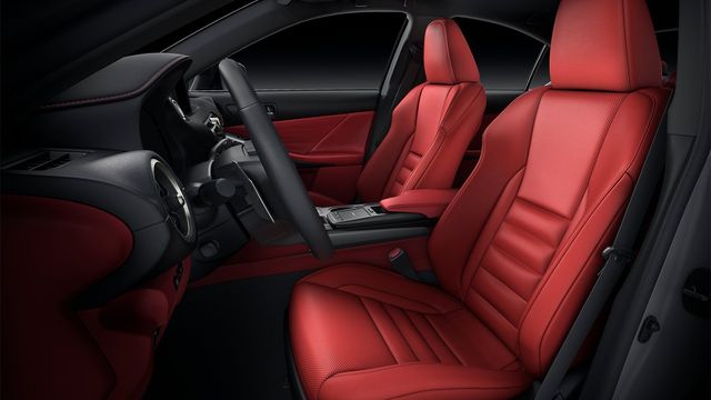 2023 Lexus IS 300h F Sport版  第8張相片