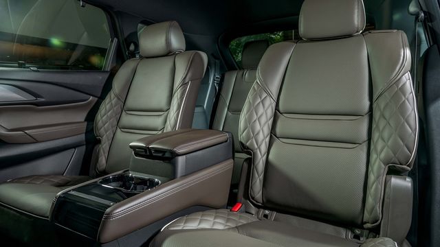 2023 Mazda CX-9 25T AWD Signature SE - Captain Seat  第7張相片
