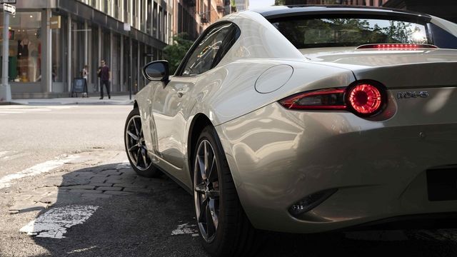 2023 Mazda MX-5 2.0 RF  第3張相片