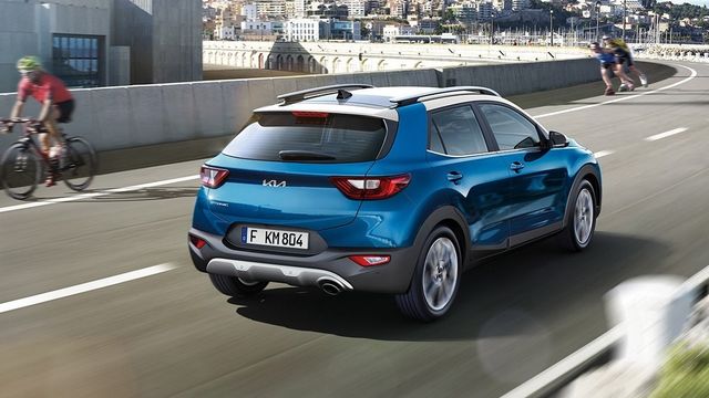 2023 Kia Stonic 1.0T智慧油電驚豔版  第2張相片