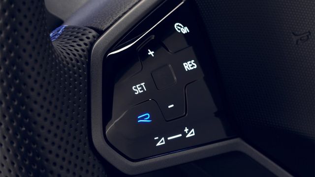 2023 Volkswagen Tiguan R  第9張相片