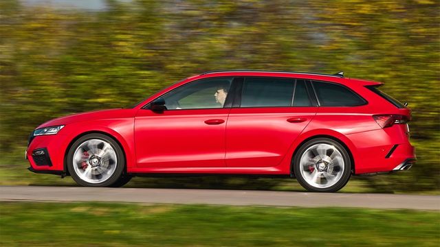 2023 Skoda Octavia Combi RS 2.0 TSI  第3張相片