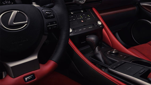 2023 Lexus RC F Track Edition  第9張相片