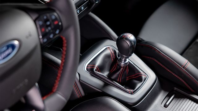 2023 Ford Focus 5D ST X 6MT  第7張相片