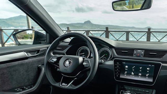 2023 Skoda Superb Combi 2.0 TSI Sportline  第7張相片
