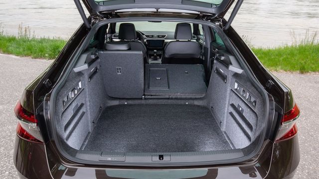 2023 Skoda Superb Sedan 1.5 TSI菁英版  第5張相片