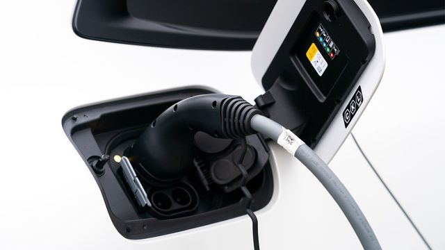 2023 BMW i4 eDrive40  第5張相片