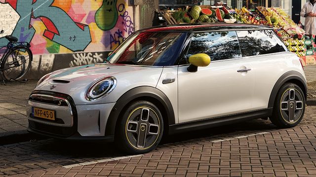 2023 Mini Hatch Electric Cooper S E  第2張相片