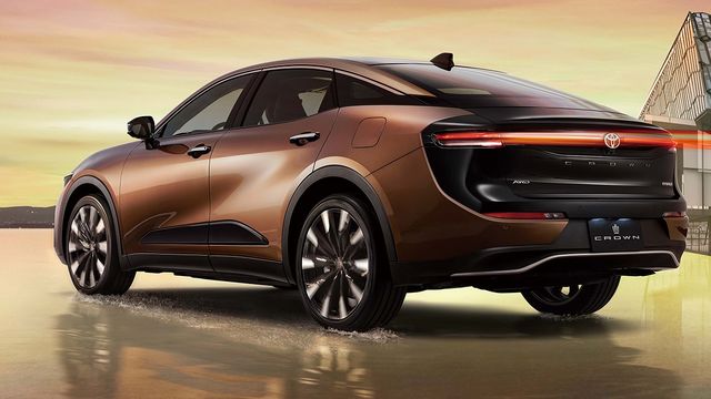 2023 Toyota Crown 皇家版  第3張相片