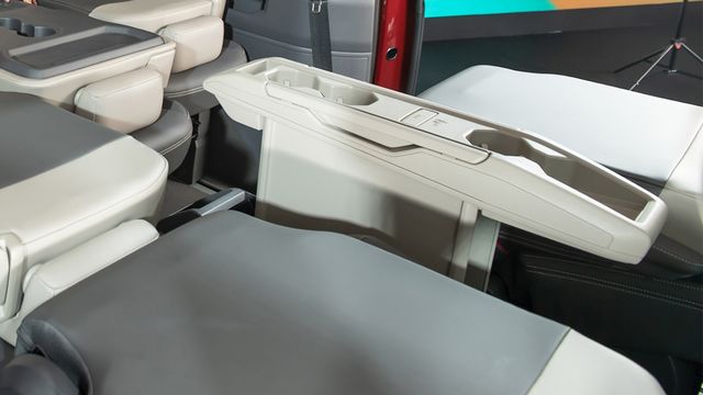 2023 Volkswagen Multivan 2.0 TSI Style  第8張相片