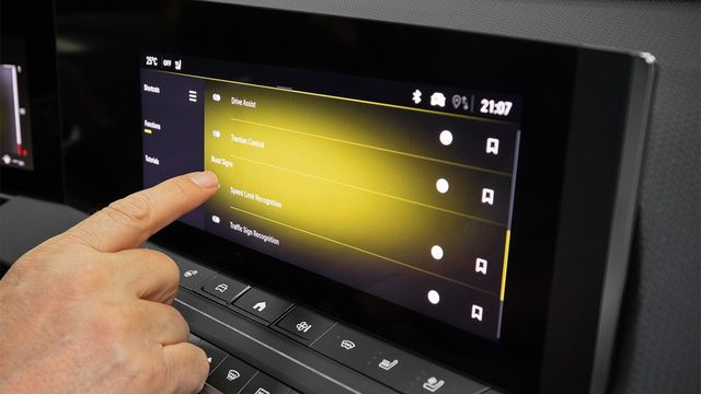 2023 Opel Astra 1.2  GS都會版  第9張相片