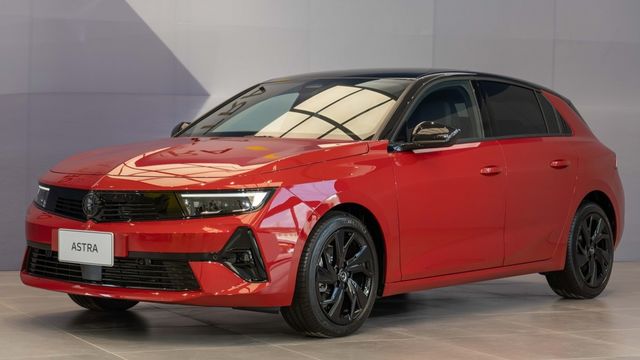 2023 Opel Astra 1.2  GS潮流版  第1張相片