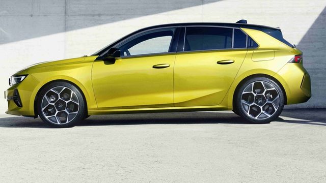 2023 Opel Astra 1.2  GS Premium旗艦版  第2張相片