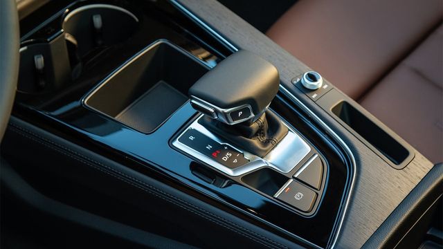 2024 Audi A4 Sedan 40 TFSI S-Line運動版  第7張相片