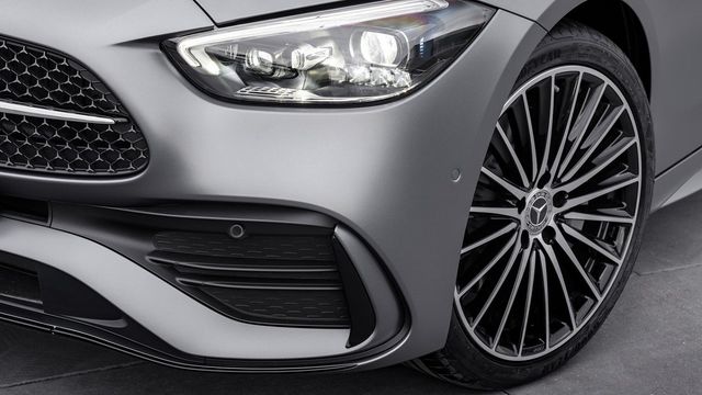 2024 M-Benz C-Class Sedan C300  第5張相片