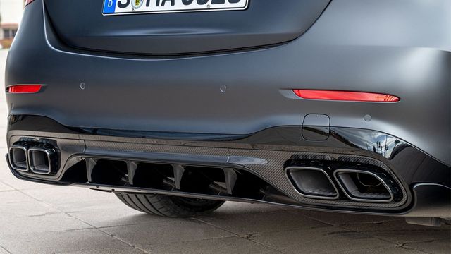 2024 M-Benz C-Class Sedan AMG C63 S E Performance  第4張相片