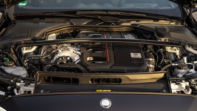 2024 M-Benz C-Class Sedan AMG C63 S E Performance  第10張相片
