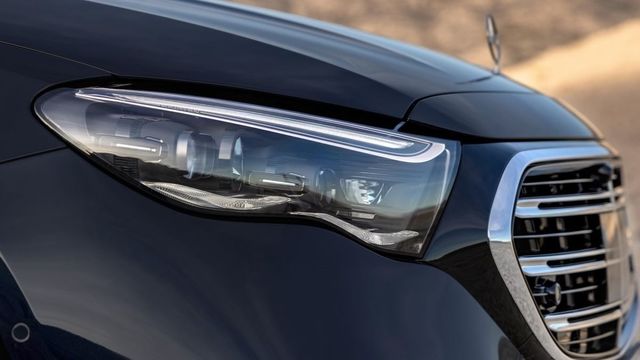 2024 M-Benz E-Class Sedan E300 Exclusive  第5張相片