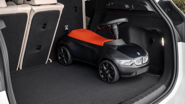 2024 BMW 2-Series Active Tourer 220i Luxury  第9張相片