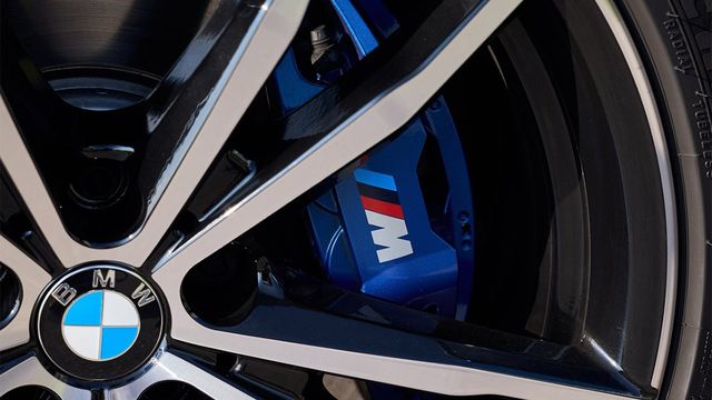 2024 BMW 3-Series Sedan 330i M Sport  第4張相片