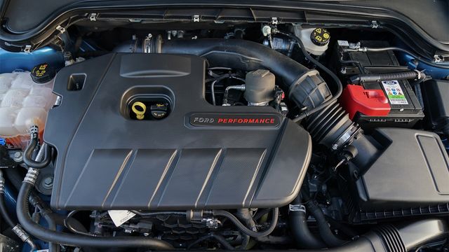 2024 Ford Focus 5D ST X 6MT  第10張相片