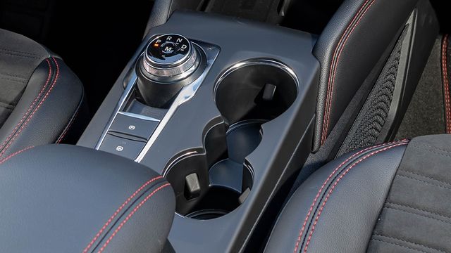 2024 Ford Kuga EcoBoost 180 ST-Line Sport  第6張相片