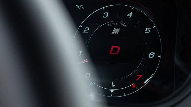 2024 Jaguar F-Type Coupe R75  第2張相片