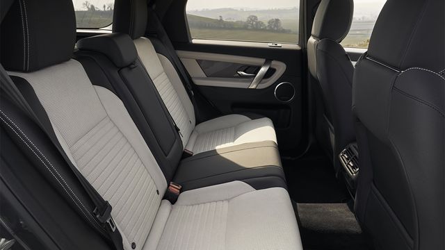 2024 Land Rover Discovery Sport P250 Dynamic SE  第9張相片