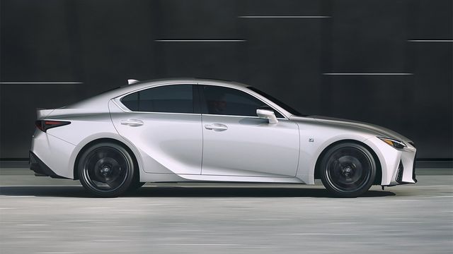 2024 Lexus IS 300h F Sport Design  第2張相片