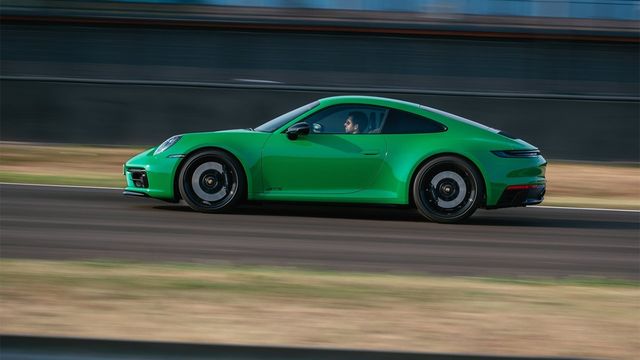 2024 Porsche 911 Carrera GTS Coupe  第3張相片