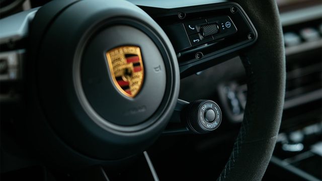 2024 Porsche 911 Carrera 4 GTS Coupe  第7張相片