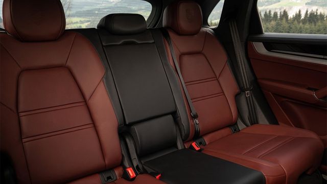 2024 Porsche Cayenne E-Hybrid  第9張相片