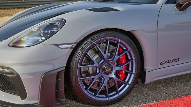 2024 Porsche Cayman GT4 RS  第5張相片
